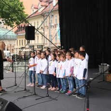 Program na Janezovem in Aničinem velikem odru je znan!